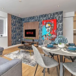 luxurious-apartment-for-contractors-in-prime-location.cambridgehotelsuk.com/
